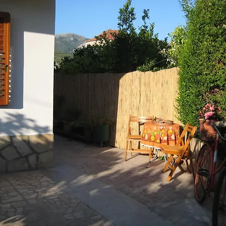 Bosiljak Apartamento Jelsa (Hvar)